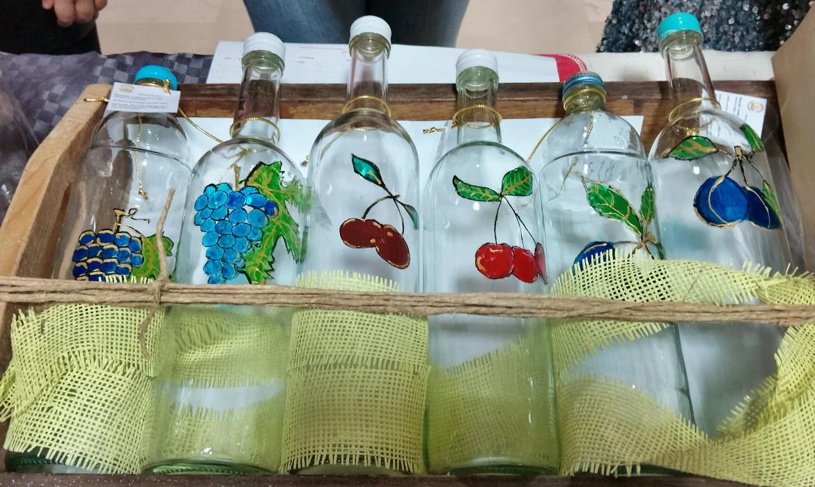 Učenici kao čuvari kulturne baštine: Očuvanje tradicije kroz obrazovne aktivnosti cvjećara i ekologa