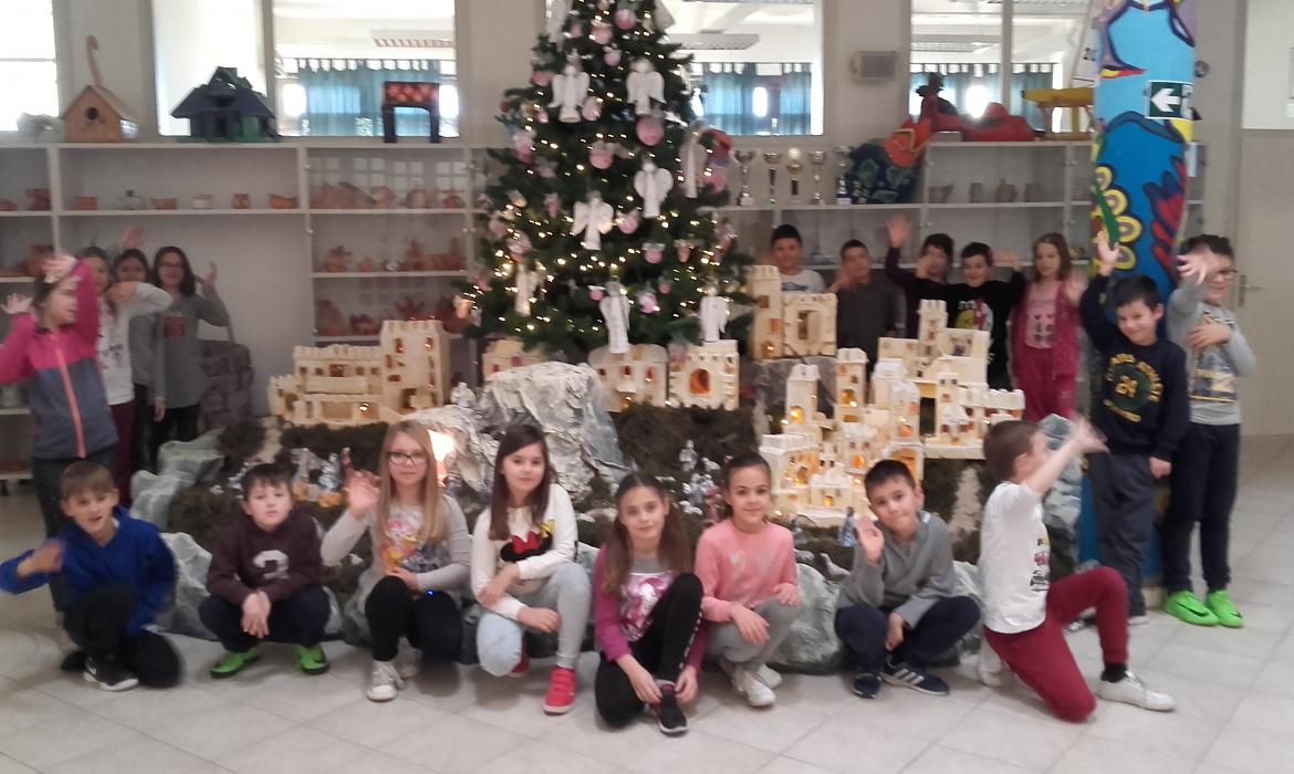 Učenici OŠ Petra Perice, učiteljica Tanja Josipović