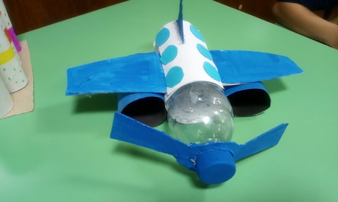 Slika 4. Avion
