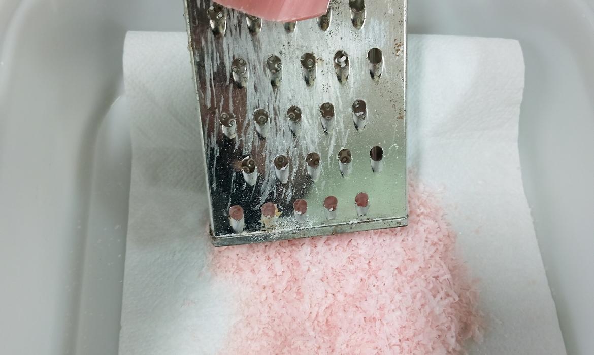 Slika 3. Usitnjavanje sapuna